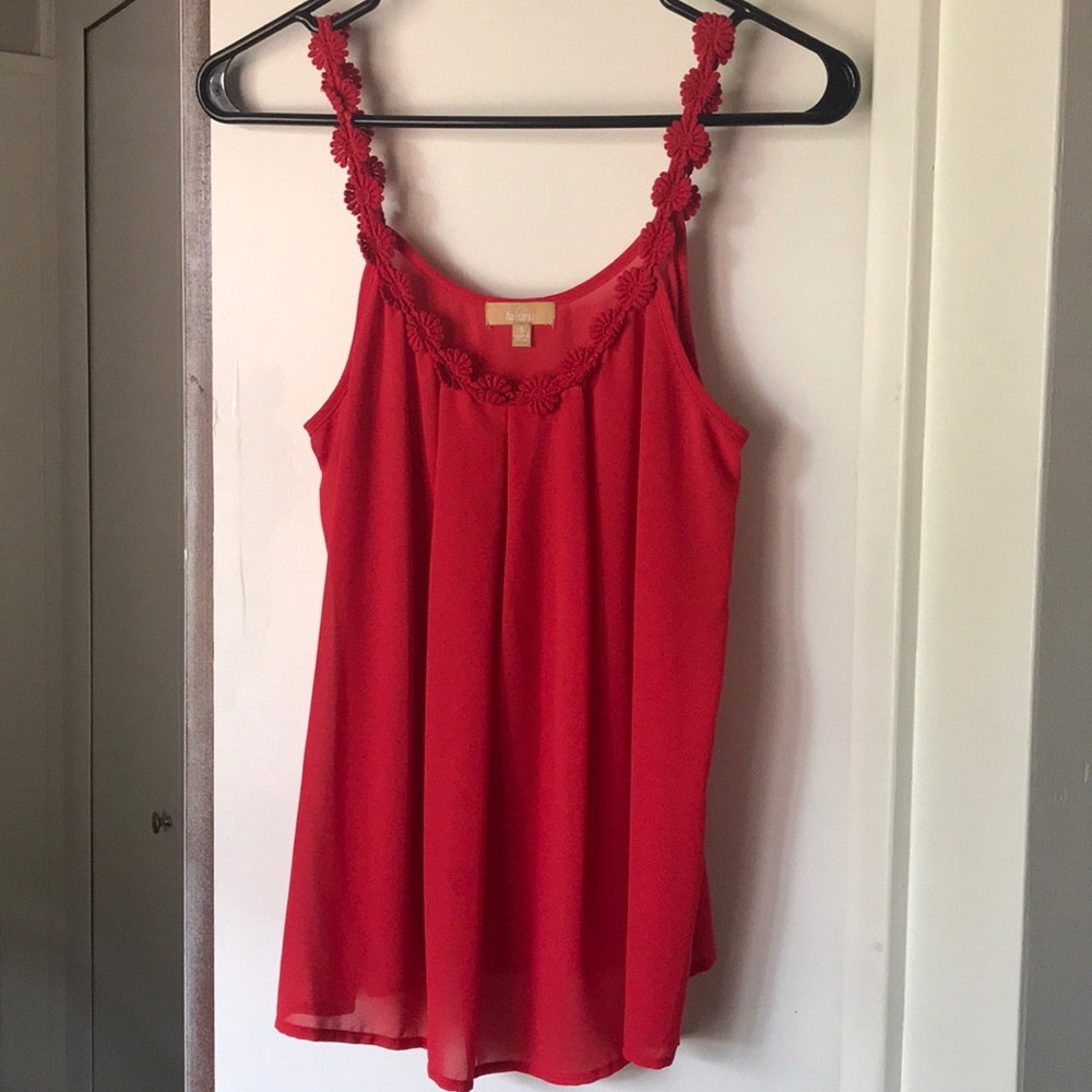 Red Flower Tank - Picture 2 of 6